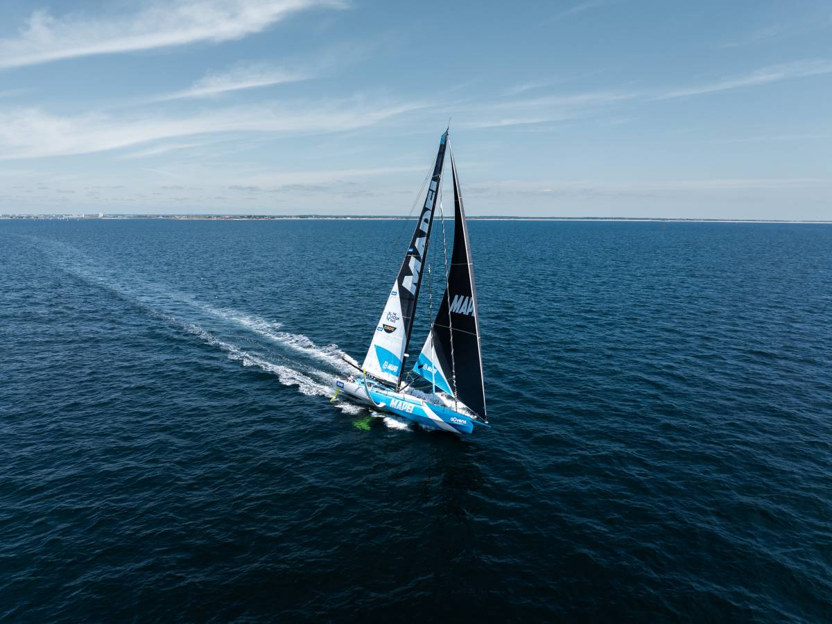 ambrogio beccaria vince la quarta tappa della ocean race europe