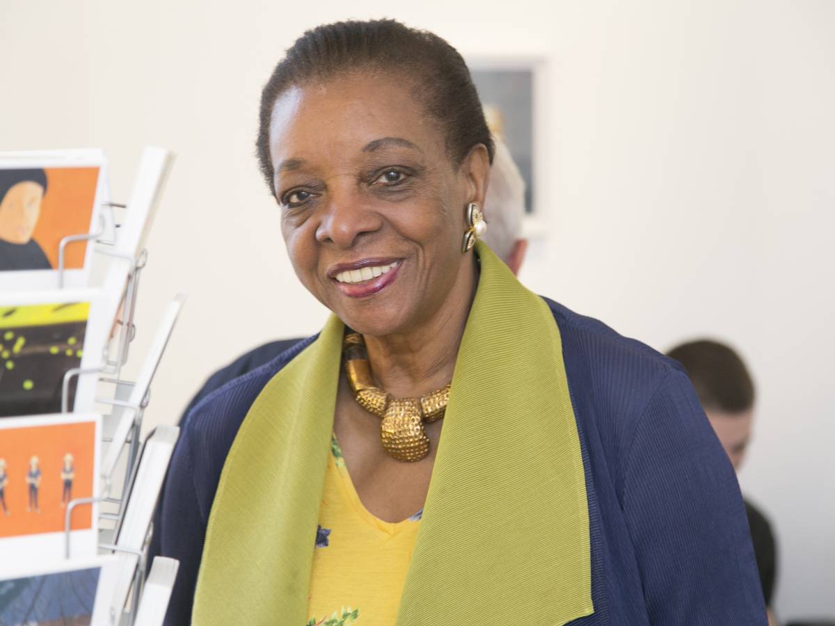 Marva Griffin-SaloneSatelliote