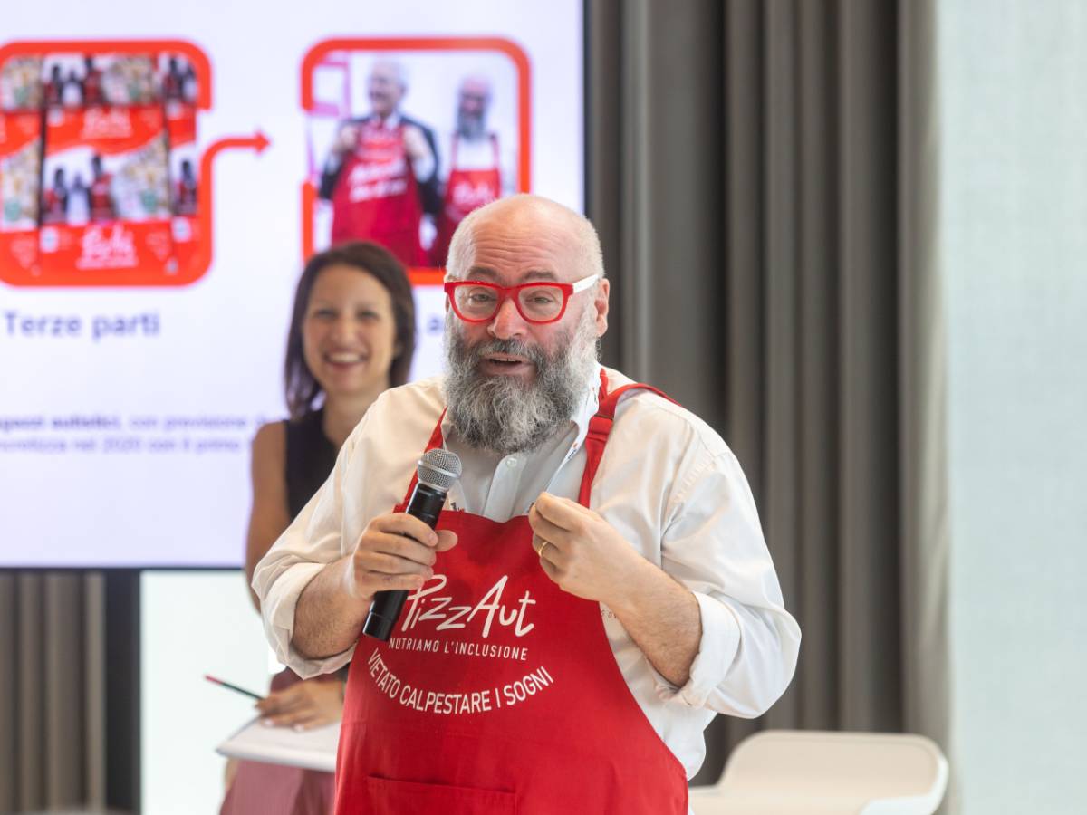 meloni pranza con ragazzi pizzaut i lavoratori pi249 straordinari da Ilgiornale.it meloni pranza con ragazzi pizzaut i lavoratori pi249 straordinari