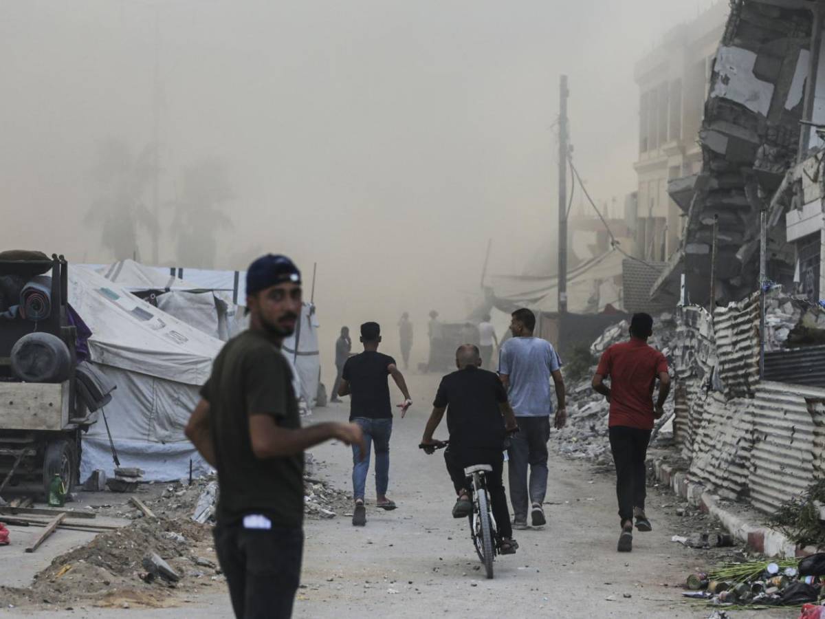 Bombe sui palazzi di Hamas. Gaza City, l