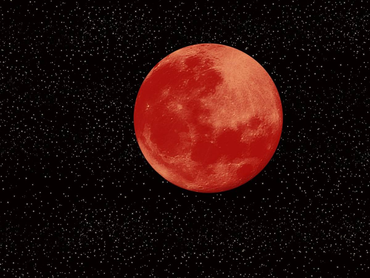 Eclissi totale di luna domenica 7 settembre: quando vederla e perché diventa rossa Eclissi totale di luna domenica 7 settembre: quando vederla e perché diventa rossa