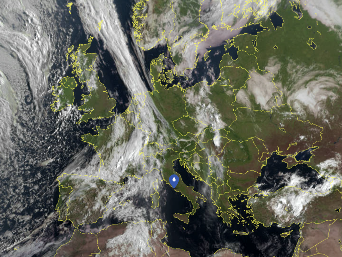 temporali grandinate e calo termico l8217autunno fa la voce grossa