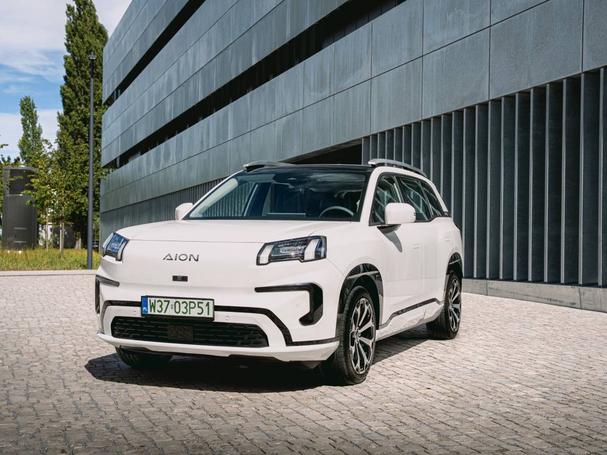 GAC Aion V