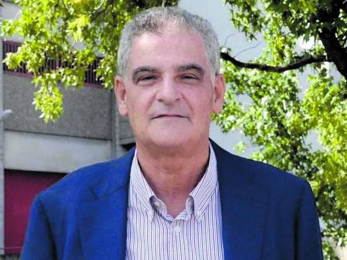 Caso social, il figlio della Segre smentisce il post "troppo schierato"