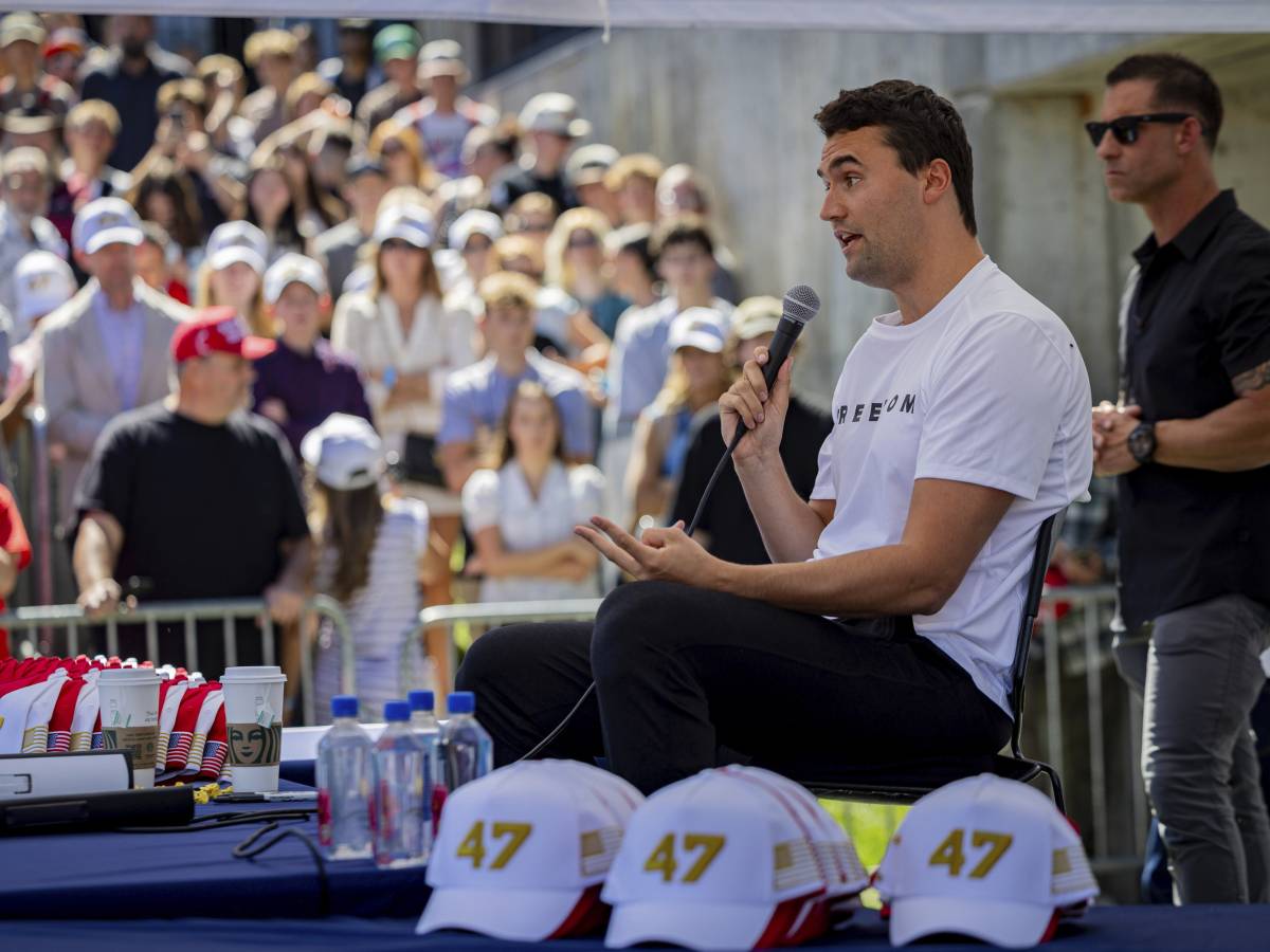 voglio rovinarlo col potere femminista l assurda maledizione delle streghe contro charlie kirk