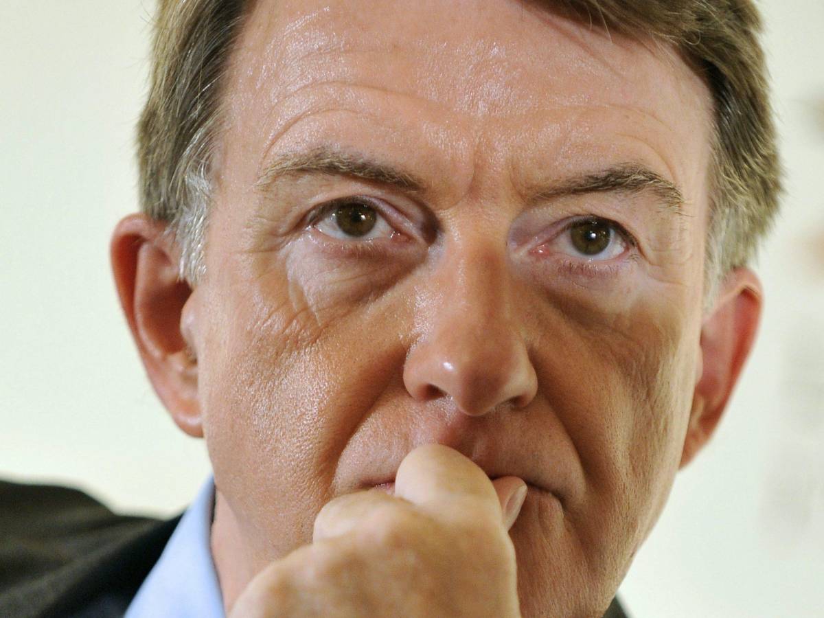 scandalo epstein rimosso l ambasciatore britannico negli usa mandelson