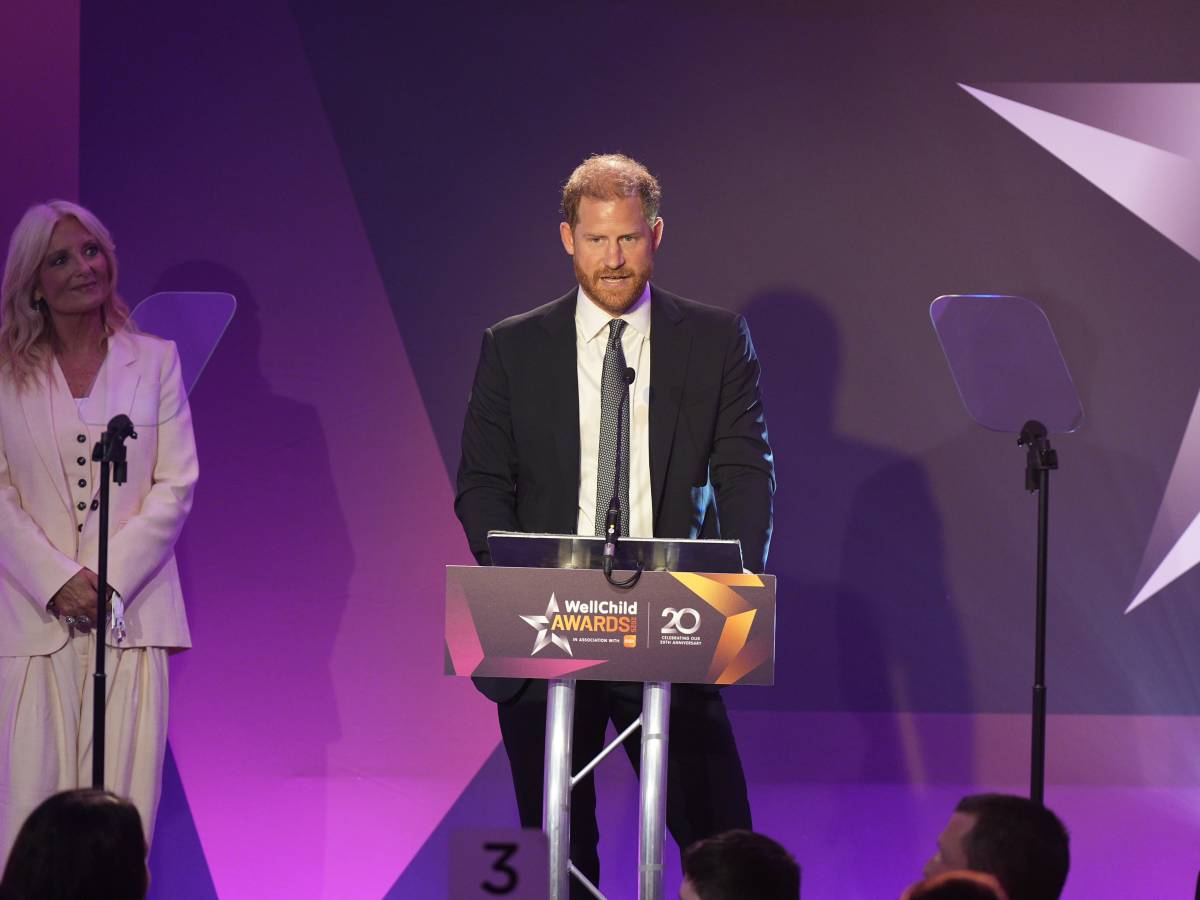 un libro sul divorzio il matrimonio tra harry e meghan 232 al capolinea