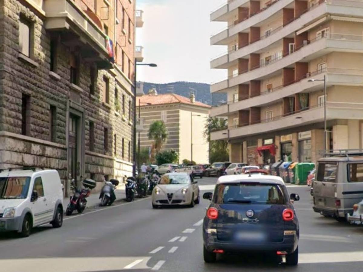 Trieste, travolta e uccisa da un suv. Studentessa milanese muore a 25 anni