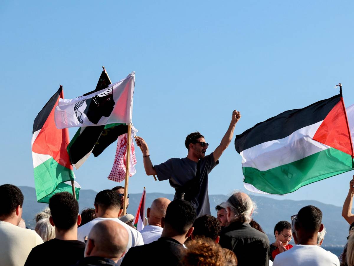 ripartono le 45 navi della flotilla di greta sollevati e liberati da Ilgiornale.it ripartono le 45 navi della flotilla di greta sollevati e liberati