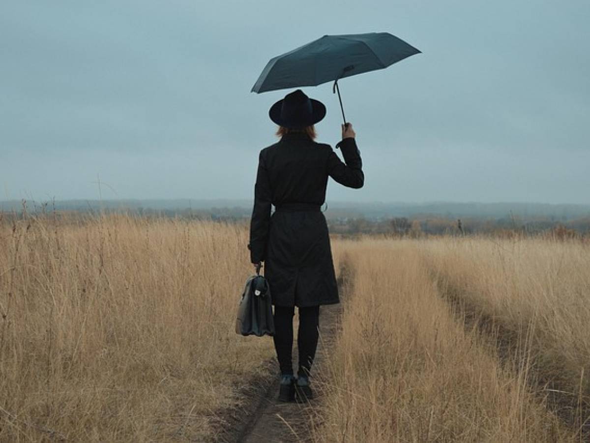 Autumn blues: 4 strategie per superare la malinconia del cambio stagione