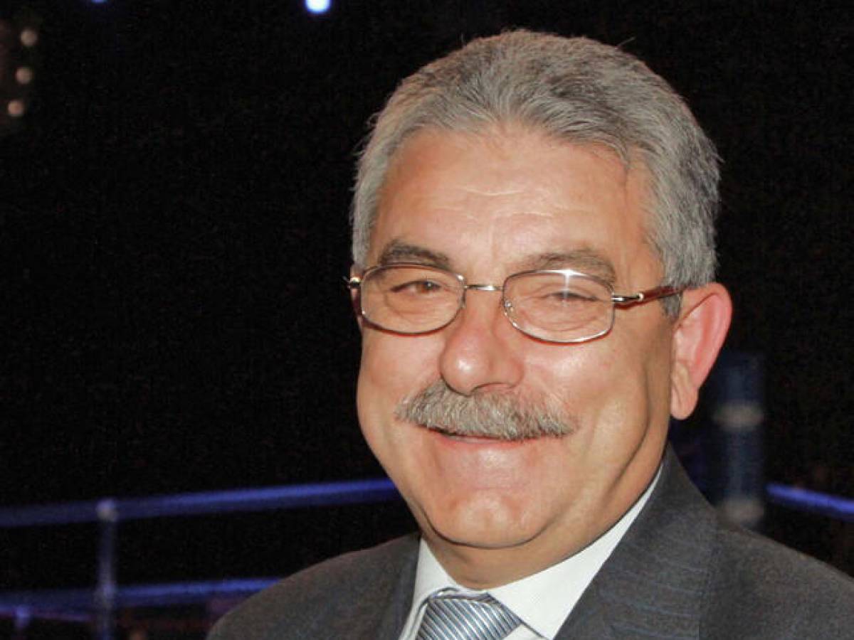 Lutto a Mediaset, morto il giornalista sportivo Franco Ligas Lutto a Mediaset, morto il giornalista sportivo Franco Ligas