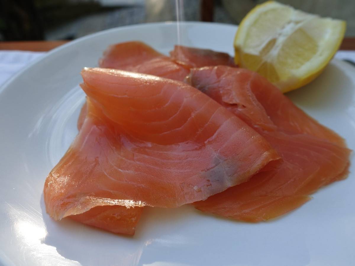 salmone norvegese ritirato dai sumermercati l allerta del ministero della salute