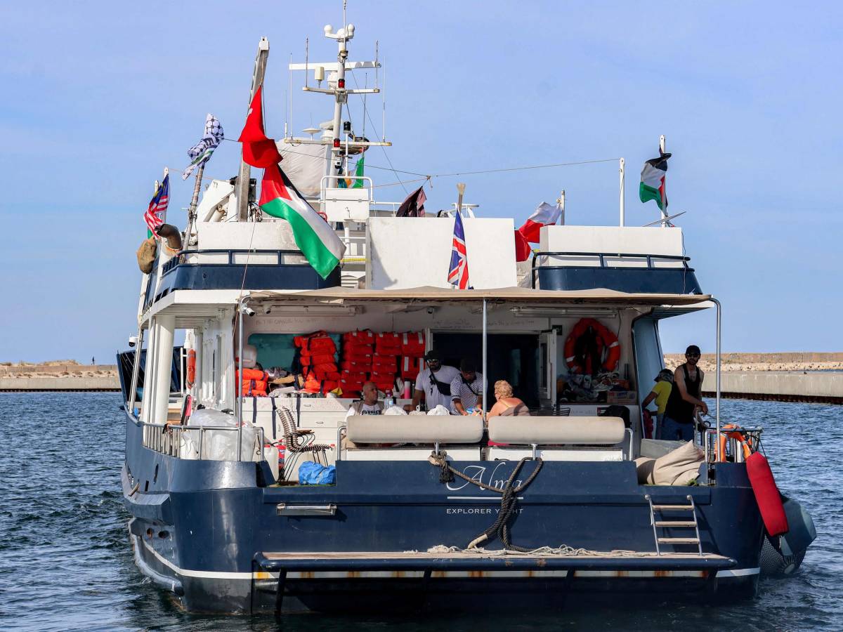 la flotilla non molla domani nuove partenze da catania per gaza da Ilgiornale.it la flotilla non molla domani nuove partenze da catania per gaza