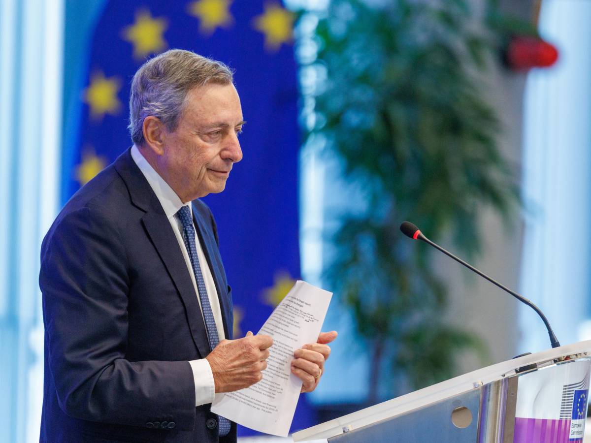 draghi lancia l ennesimo allarme l8217europa ha pi249 nemici che mai si rafforzi da Ilgiornale.it draghi lancia l ennesimo allarme l8217europa ha pi249 nemici che mai si rafforzi