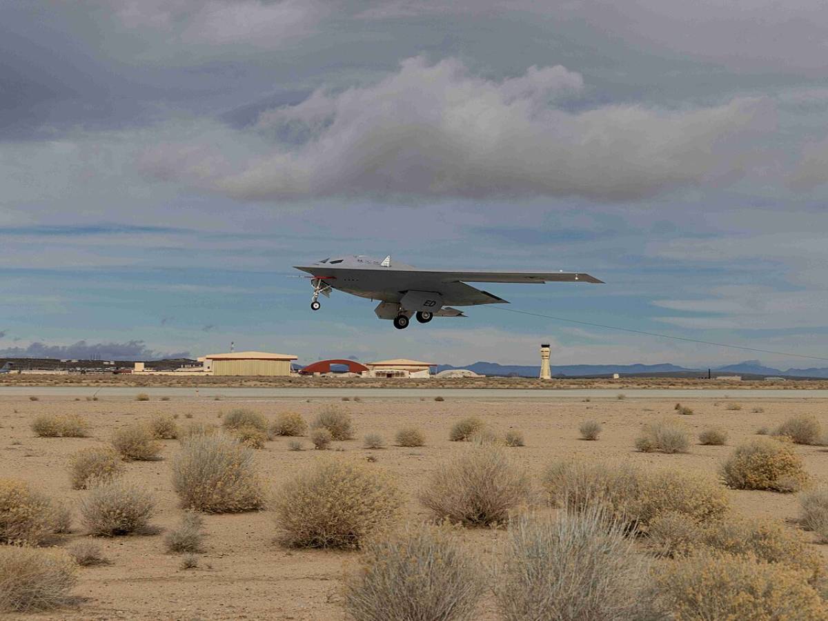 Entra in scena il secondo B 21 Raider: il bombardiere stealth Usa che cambia la deterrenza Entra in scena il secondo B 21 Raider: il bombardiere stealth Usa che cambia la deterrenza
