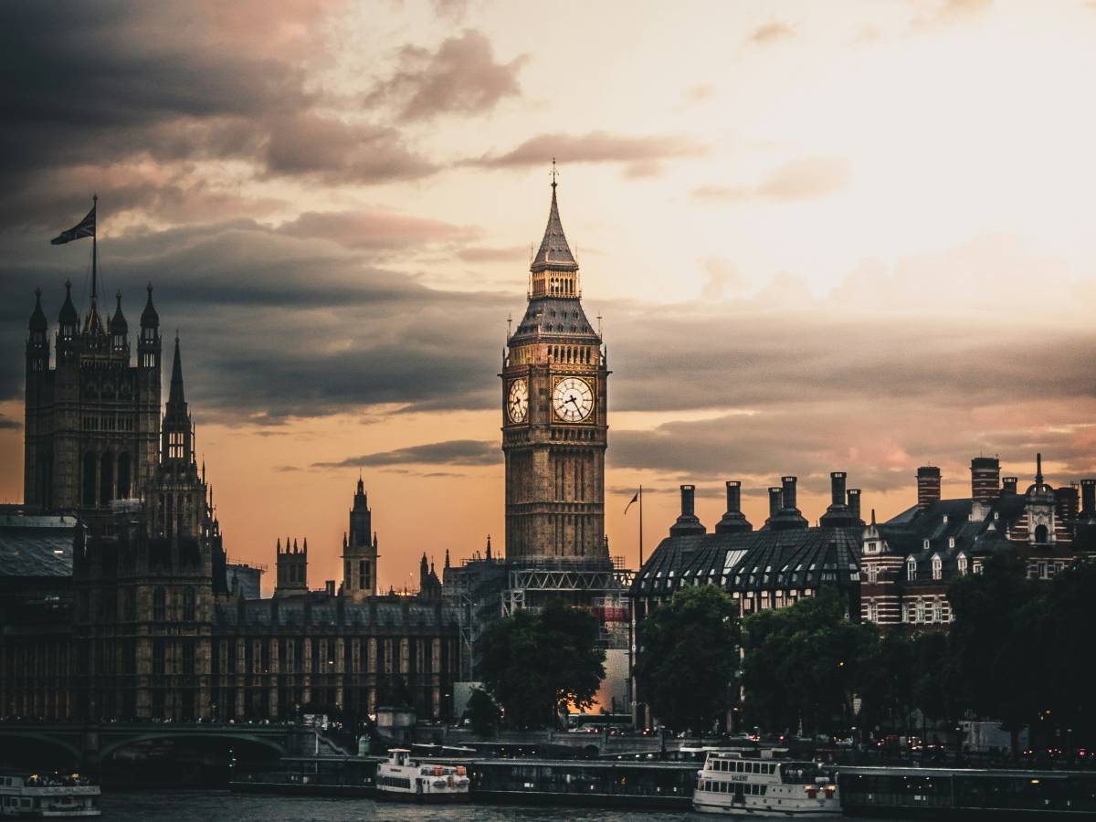 "Fratelli Musulmani nei campus". Così le università britanniche si stanno islamizzando "Fratelli Musulmani nei campus". Così le università britanniche si stanno islamizzando