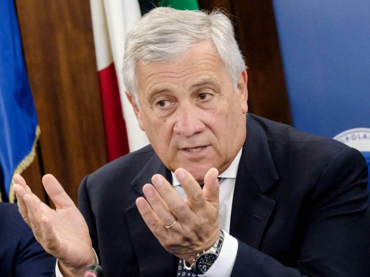 l allarme di zelensky e l italia nel mirino cautela alla farnesina difese aeree pronte da Ilgiornale.it l allarme di zelensky e l italia nel mirino cautela alla farnesina difese aeree pronte