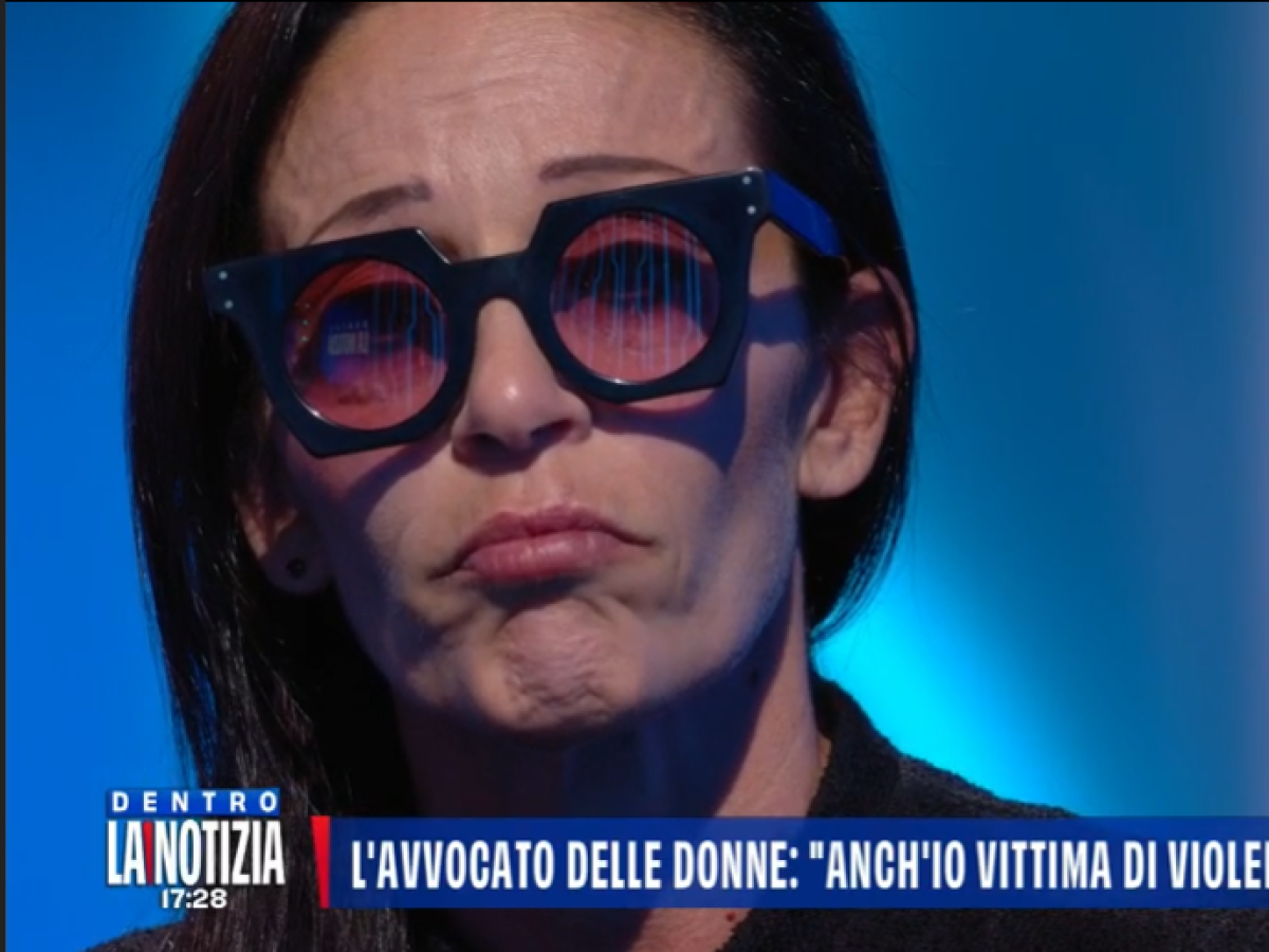 Solange Marchignoli racconta la violenza subita: "Così sono sopravvissuta. Lui non voleva andassi in tv”