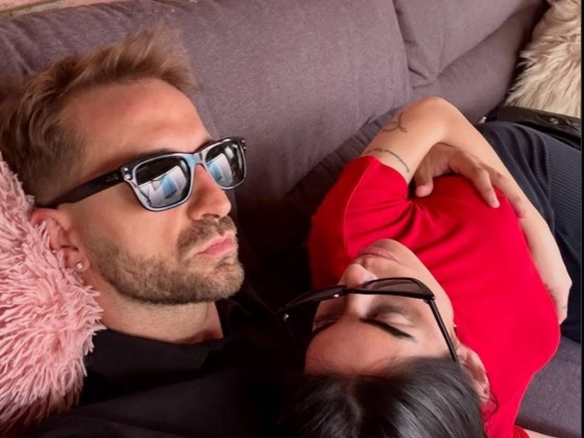 Bianca Atzei e Stefano Corti, è proprio finita. Il messaggio di lei: "Pensa attentamente prima di provare a mentire" Bianca Atzei e Stefano Corti, è proprio finita. Il messaggio di lei: "Pensa attentamente prima di provare a mentire"