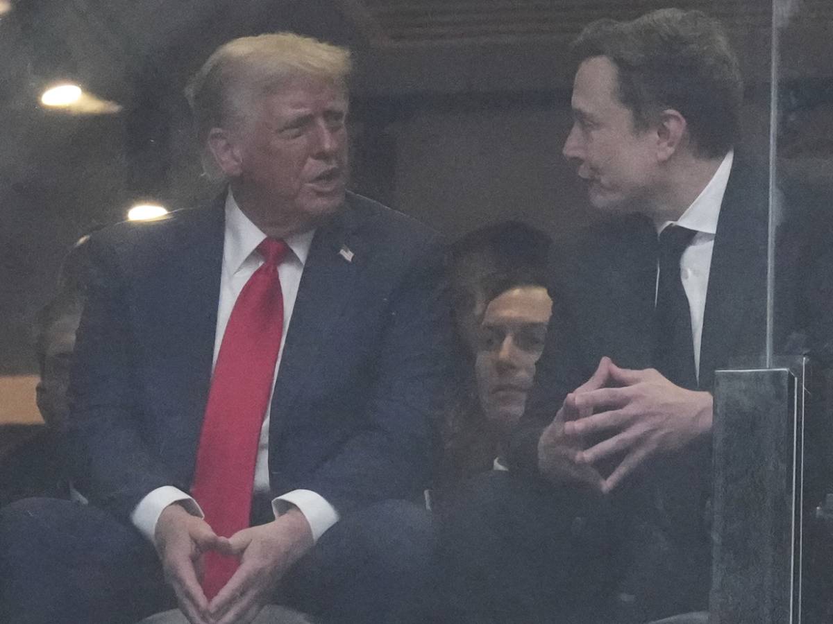 mi sei mancato l incontro tra trump e musk ai funerali di kirk