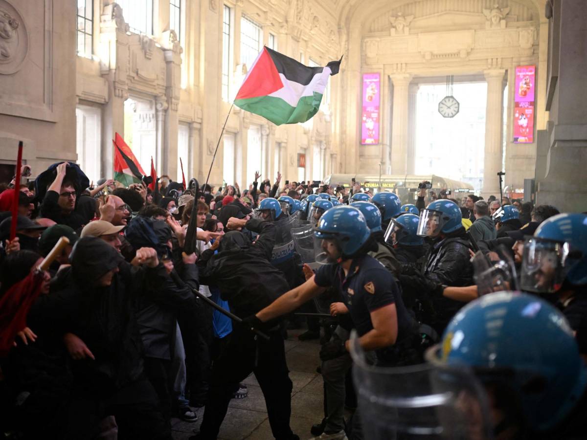 Scontri a Milano al corteo pro Pal: cinque arrestati, di cui due minorenni