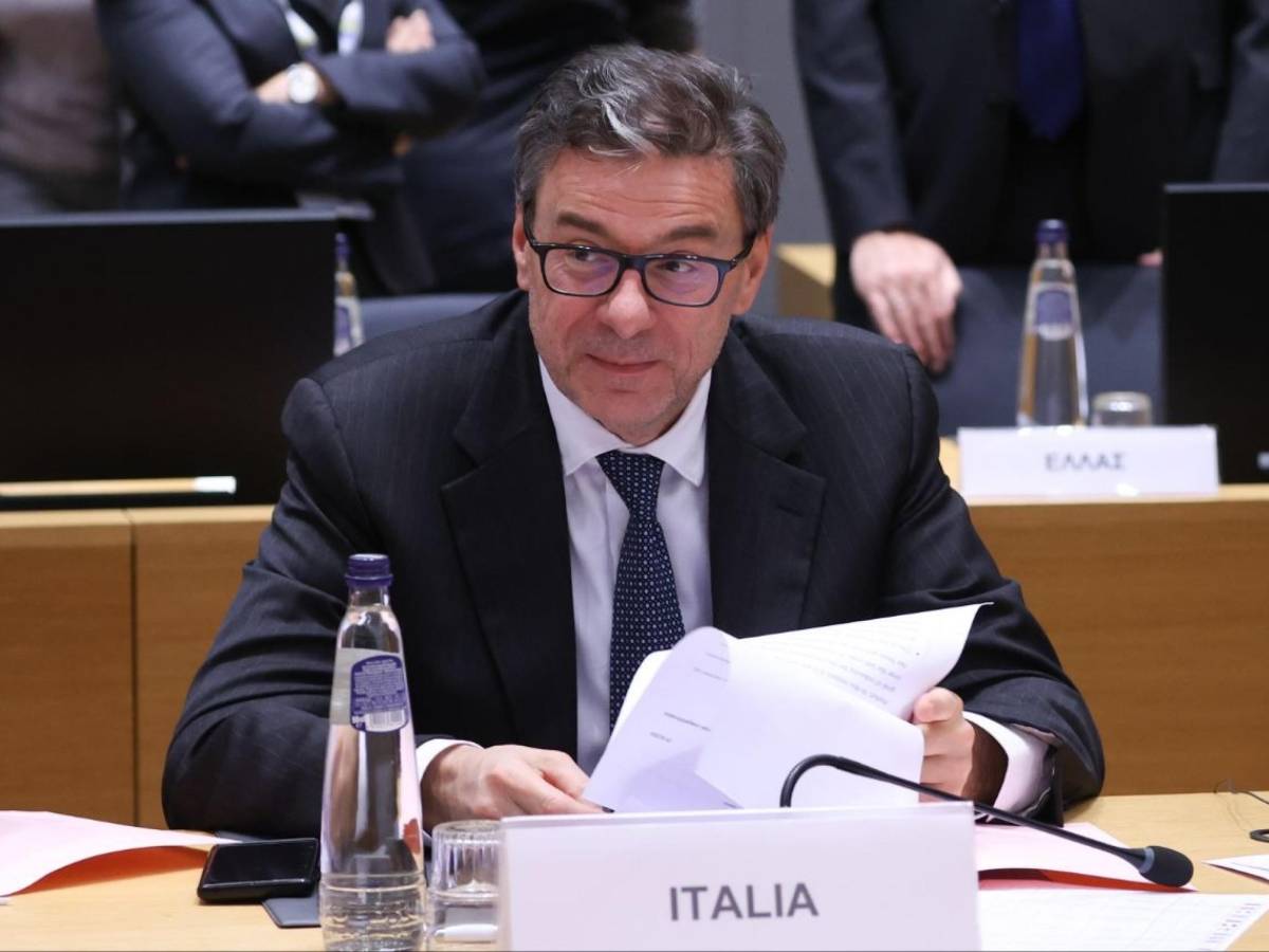 "Tasse su redditi, risorse a sanità". Il punto di Giorgetti sulle priorità della manovra