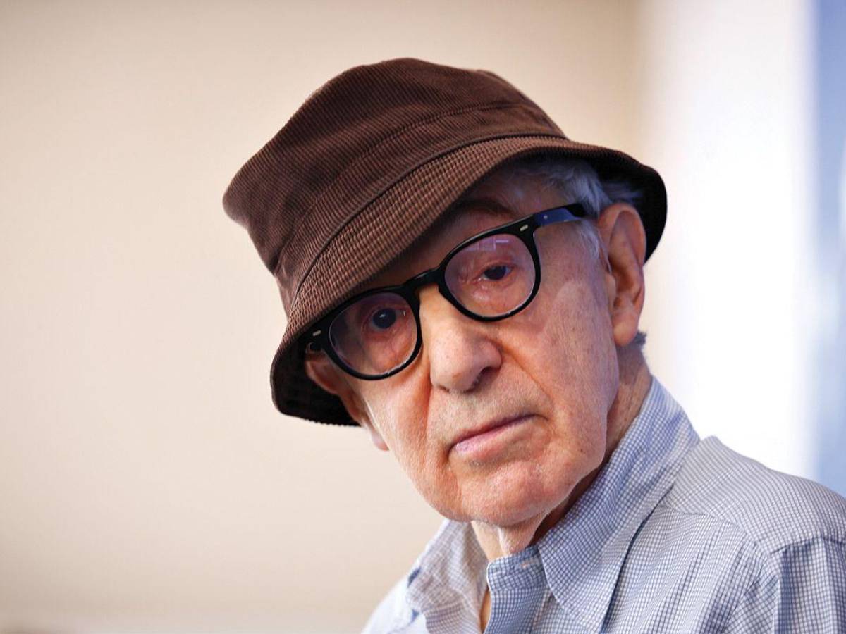 tra cinema e amori la vita di un artista impareggiabile sul filo dell ironia da Ilgiornale.it tra cinema e amori la vita di un artista impareggiabile sul filo dell ironia