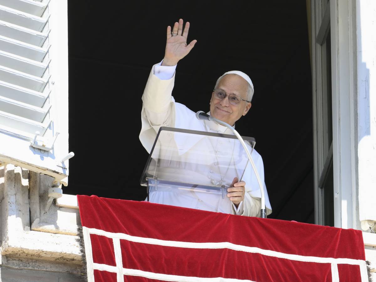 leone debutta con il dilexi te ed esorta all amore verso i poveri
