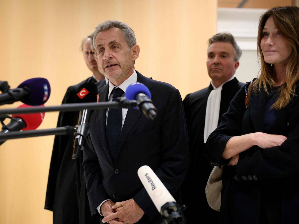 Cinque anni a Sarkozy. Va in prigione