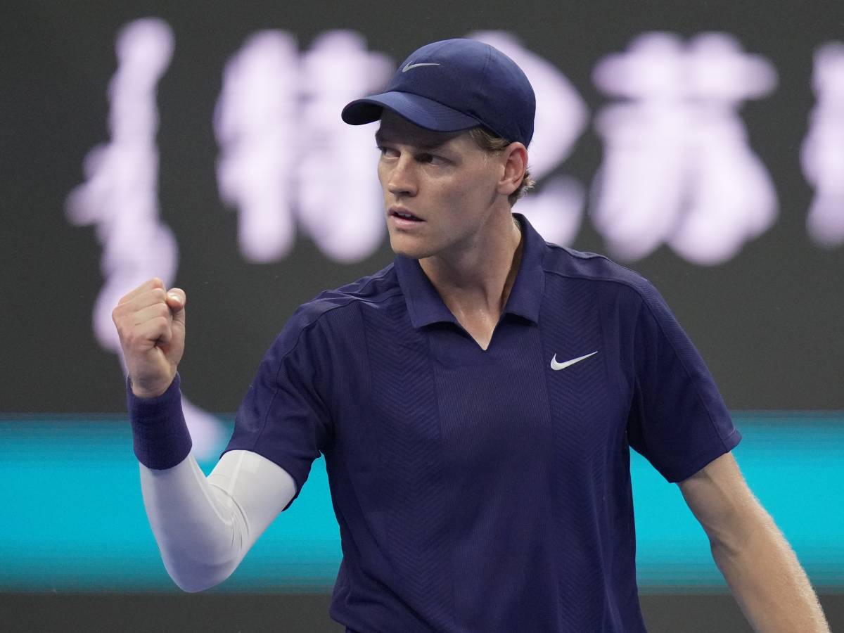 atp pechino sinner fatica ma batte atmane in tre set