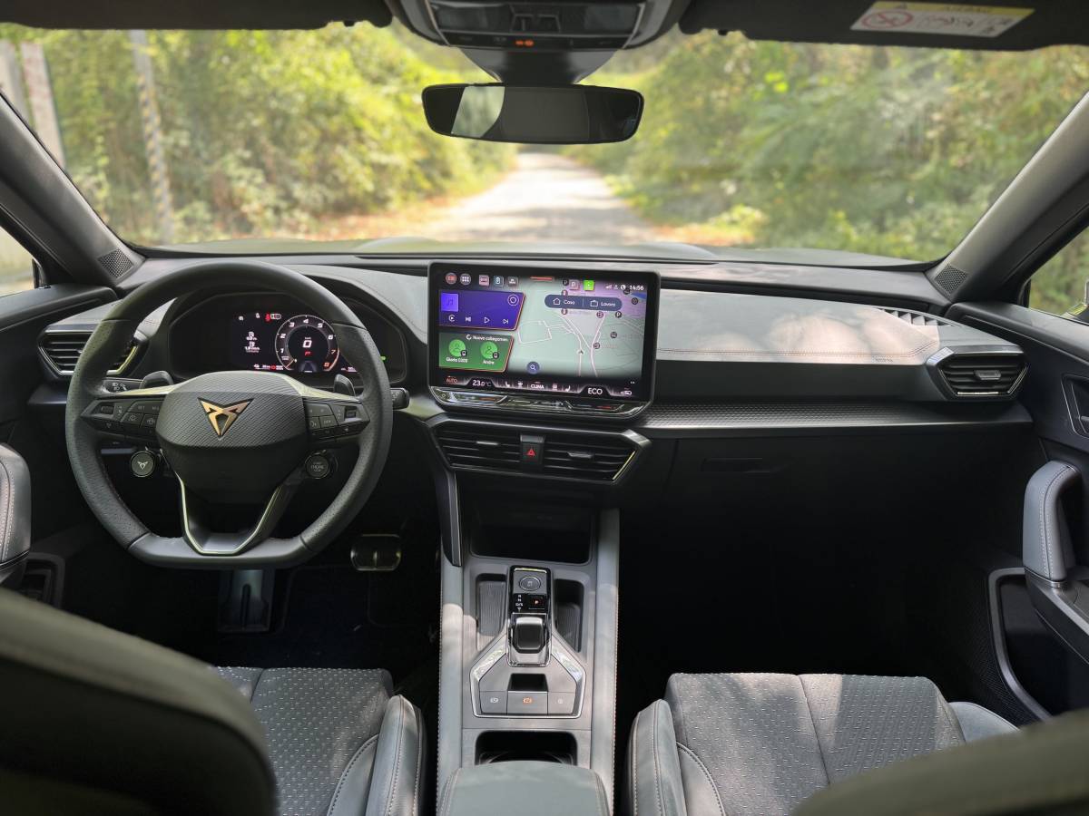 Cupra Formentor e-Hybrid: guarda la gallery del crossover ibrido da 272 CV 16