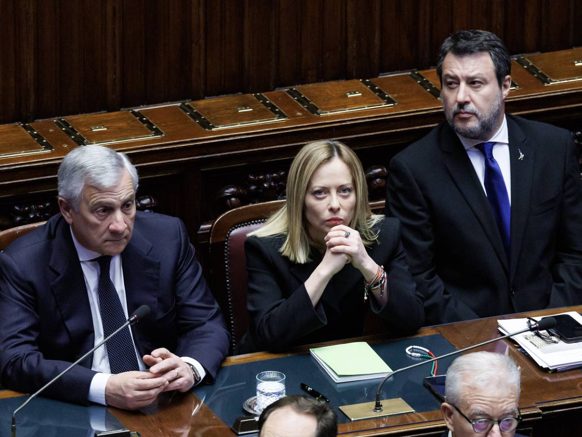 no all azione militare ma intervento difensivo 232 legittimo il governo si schiera con trump da Ilgiornale.it no all azione militare ma intervento difensivo 232 legittimo il governo si schiera con trump