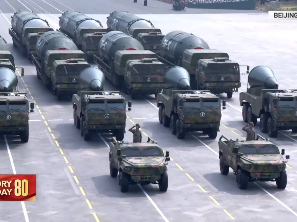 "Vuole ridurre il gap militare con Usa e Russia": ecco il super piano della Cina "Vuole ridurre il gap militare con Usa e Russia": ecco il super piano della Cina