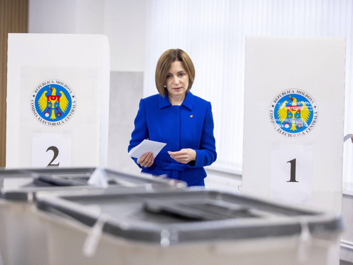 la moldavia sceglie l8217europa vince il partito della presidente sandu ondata di cyberattacchi sul voto