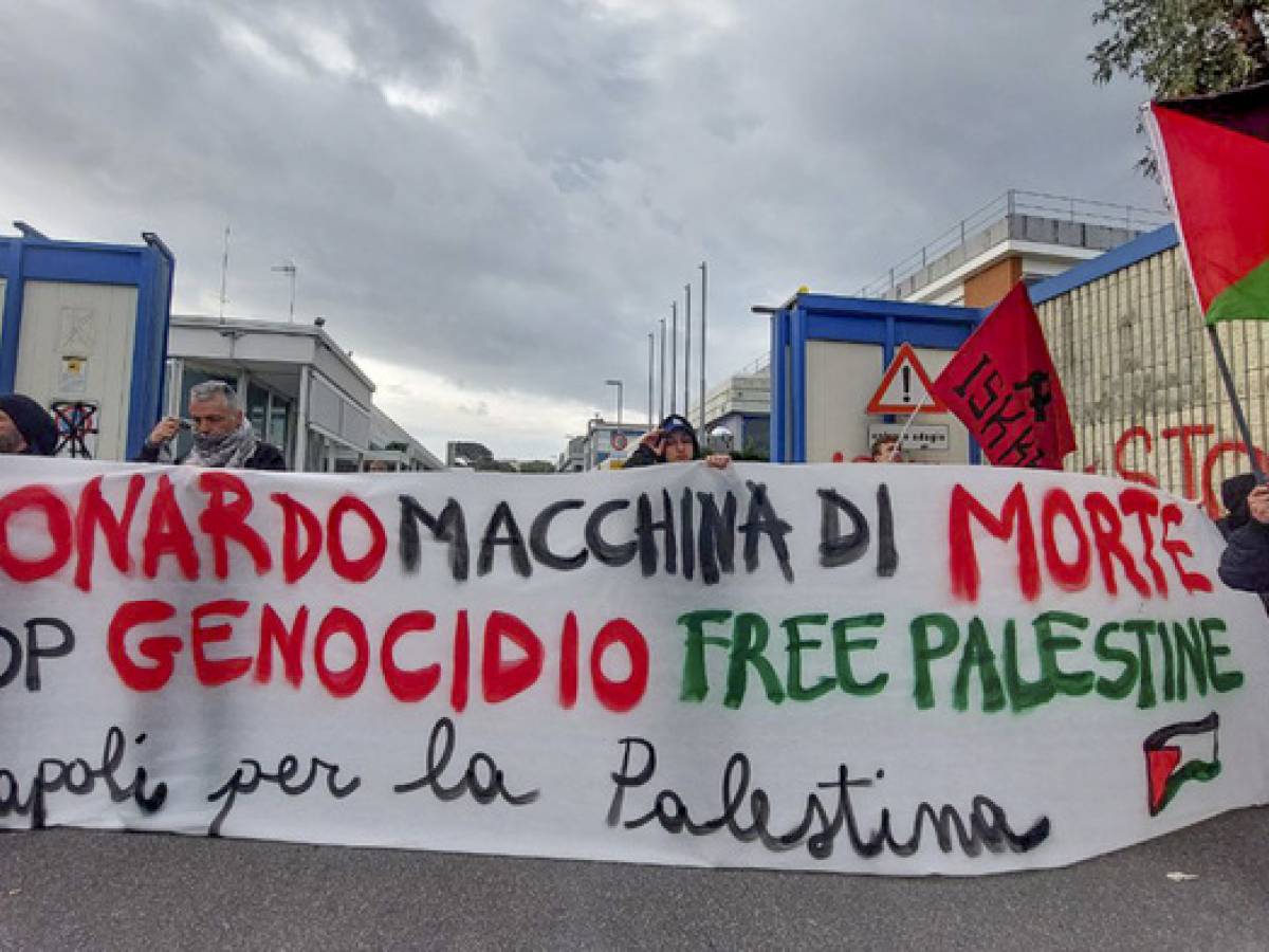 La denuncia di Cingolani: "Leonardo costantemente assediata da cortei violenti" La denuncia di Cingolani: "Leonardo costantemente assediata da cortei violenti"