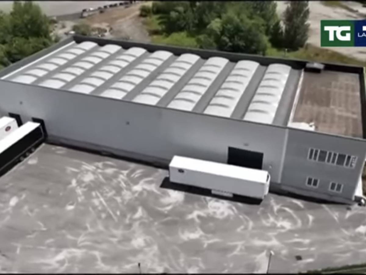 trovata in un bunker a cassino la pi249 grande fabbrica di sigarette contraffate evasi 600milioni di euro