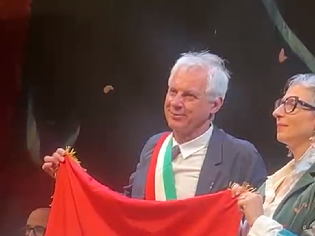 il sindaco di reggio emilia attacca hamas francesca albanese bisogna capirli da Ilgiornale.it il sindaco di reggio emilia attacca hamas francesca albanese bisogna capirli