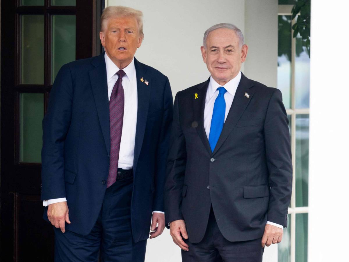 Ostaggi, ruolo di Blair e fine di Hamas: ecco il piano in 20 punti di Trump per Gaza