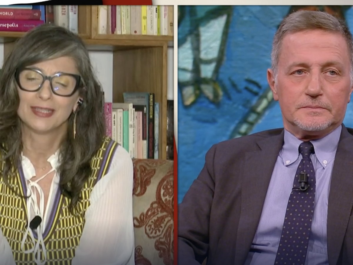 delirio albanese sulla flotilla sfondano l assedio sono orgogliosa