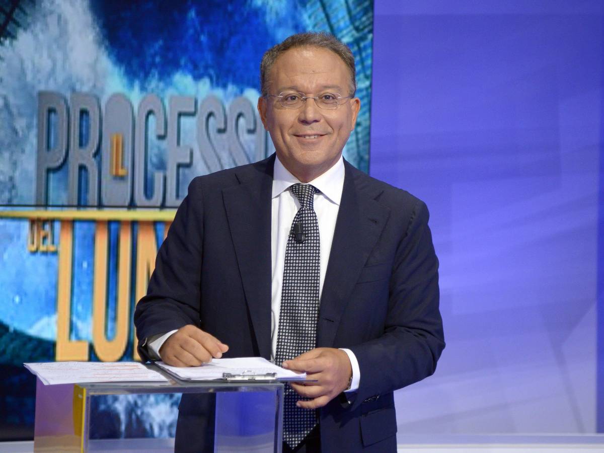 enrico varriale condannato a 7 mesi per minacce e lesioni alla ex da Ilgiornale.it enrico varriale condannato a 7 mesi per minacce e lesioni alla ex