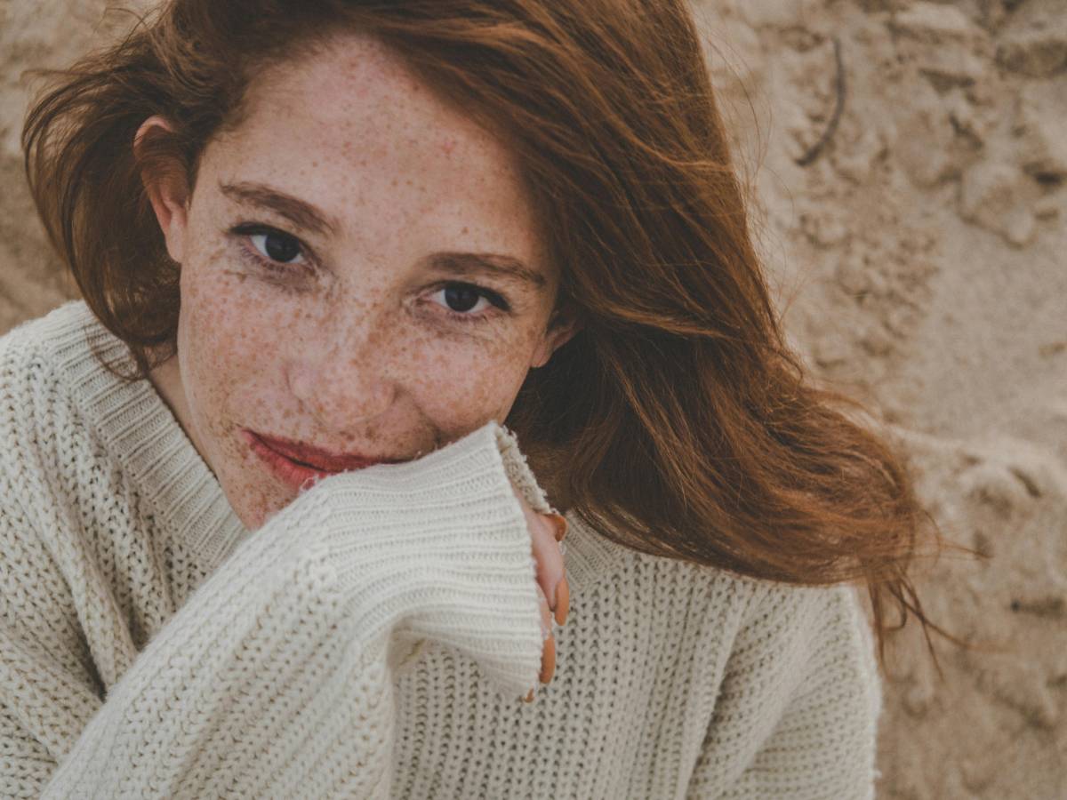 4 shampoo alleati contro la forfora in autunno