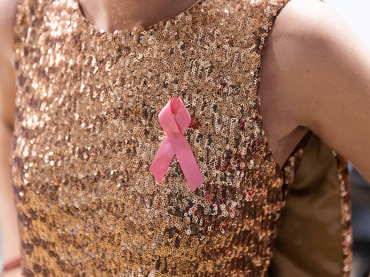 Quali sono i sintomi del cancro al seno a cui prestare attenzione