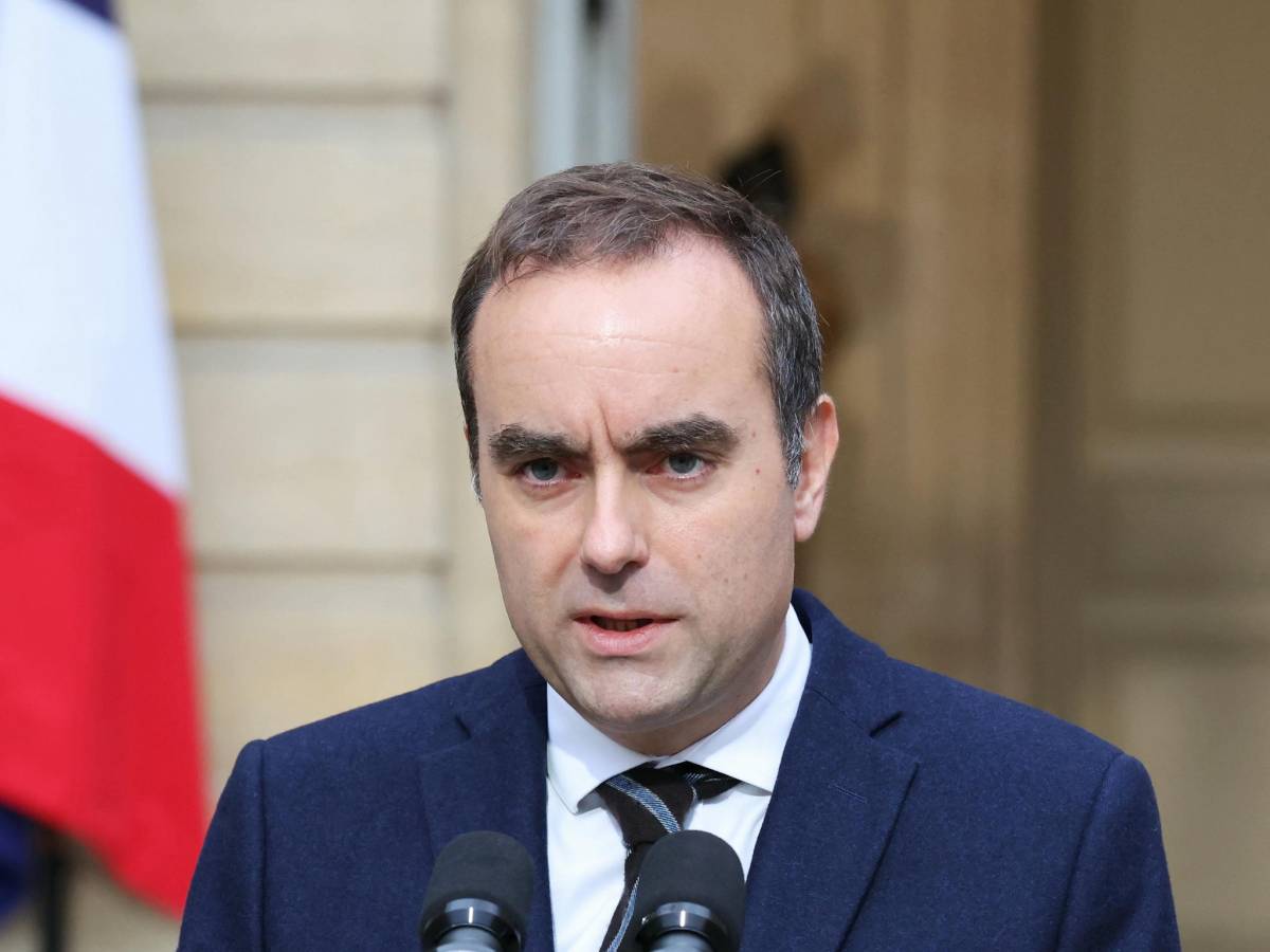 macron vara il governo lecornu tra la maxi manovra e la censura