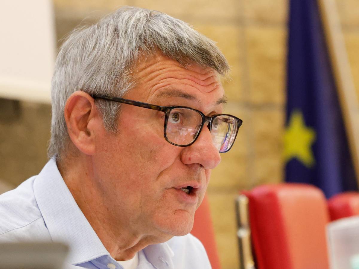 Chi ha incastrato Landini, Salis insiste e Trump: quindi, oggi… Chi ha incastrato Landini, Salis insiste e Trump: quindi, oggi…