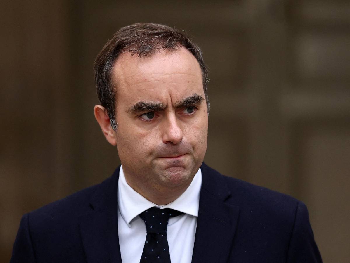 lecornu no allo scioglimento un nuovo premier entro 48 ore