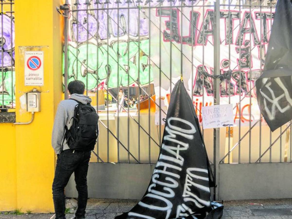 politica scuole universit224 in citt224 l eco della pace a gaza