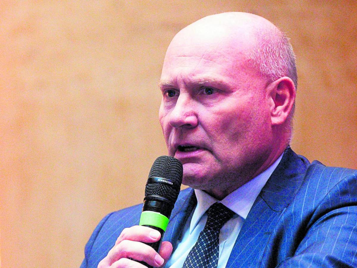bf l offerta vecchioni domp233 segna il tutto esaurito da Ilgiornale.it bf l offerta vecchioni domp233 segna il tutto esaurito