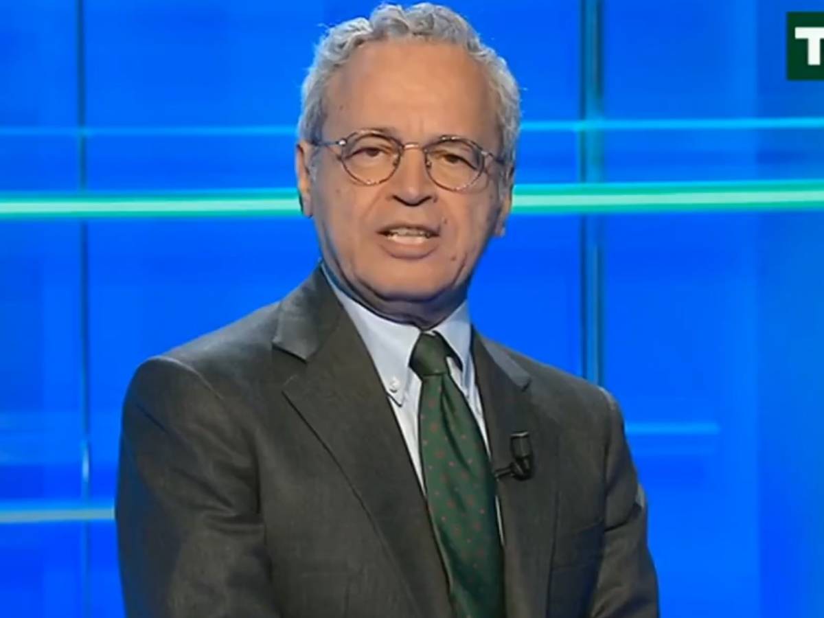 "Una vera transumanza", Mentana sul ritorno a Gaza dei palestinesi. Scontro con la portavoce della Flotilla "Una vera transumanza", Mentana sul ritorno a Gaza dei palestinesi. Scontro con la portavoce della Flotilla