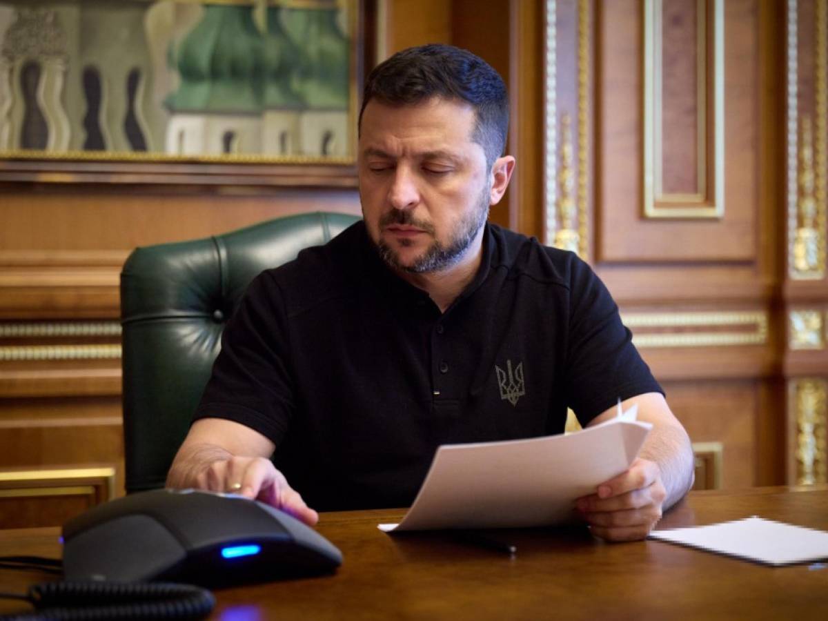 Nuova telefonata Zelensky Trump. E Putin attacca: "Coi Tomahawk escalation su tutti i fronti" Nuova telefonata Zelensky Trump. E Putin attacca: "Coi Tomahawk escalation su tutti i fronti"