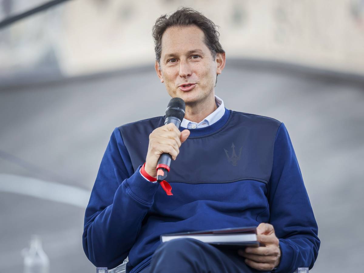 "Repubblica", dietro i greci spunta l "Repubblica", dietro i greci spunta l